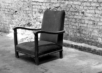 A photograph of a chair to illustrate the flash fiction "Mr Lemming" by Omar Metwally, published in issue 24 of Neon