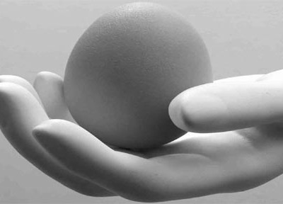 A photograph of a an egg to illustrate the short story “Five Imaginary Babes” by Daniel Uncapher, published in issue 20 of Neon